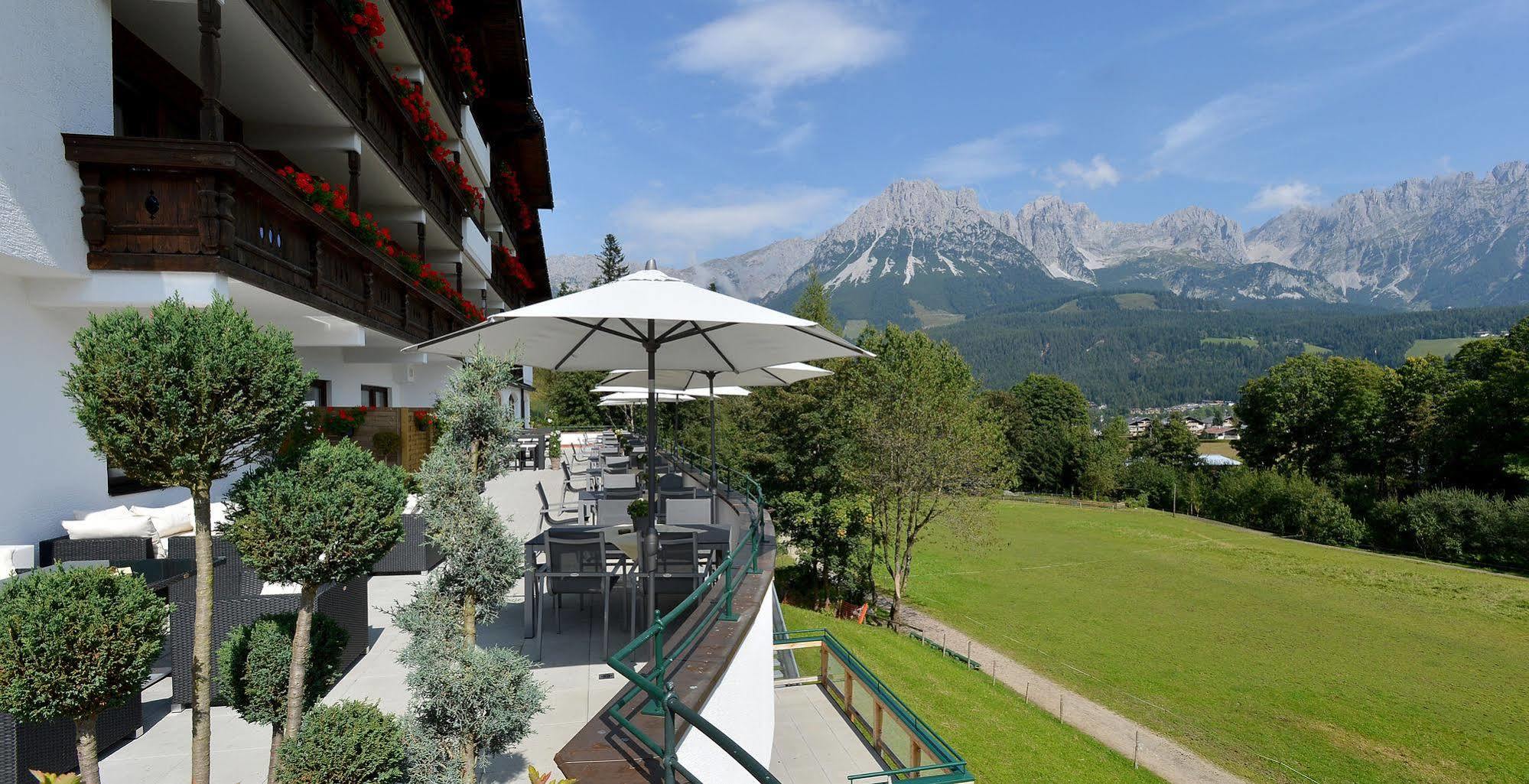 Familienhotel Christoph Ellmau Bagian luar foto